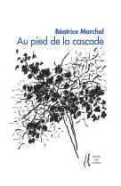 Au pied de la cascade